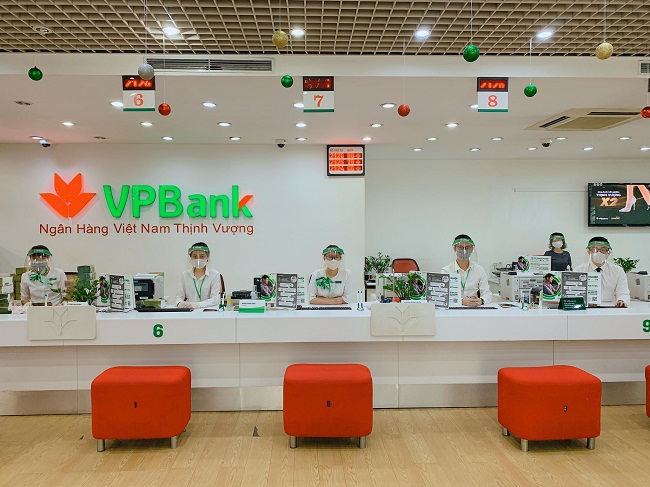 Tỷ lệ nợ xấu FE Credit tăng mạnh trước kế hoạch bán cổ phần của VPBank - 1
